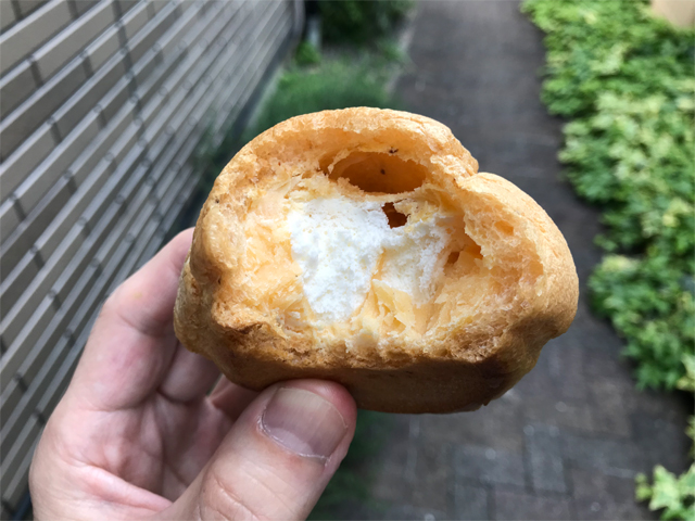 シャトレーゼのシュークリーム