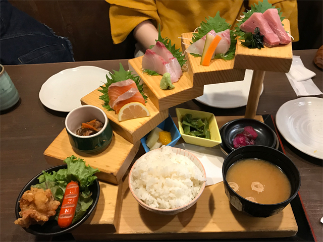 階段刺身定食