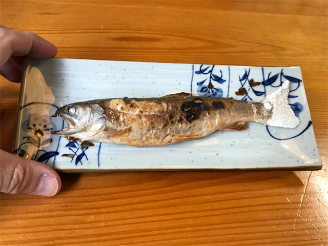 いわな炭火焼