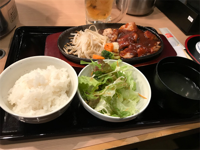 カシワヤ名物トリテキ定食