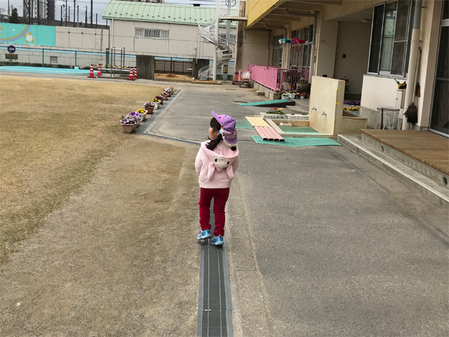 保育園に入る結衣ちゃん