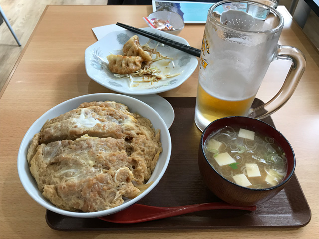 カツ丼ビフォー