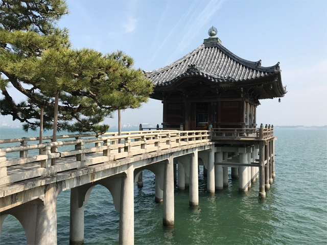 浮御堂
