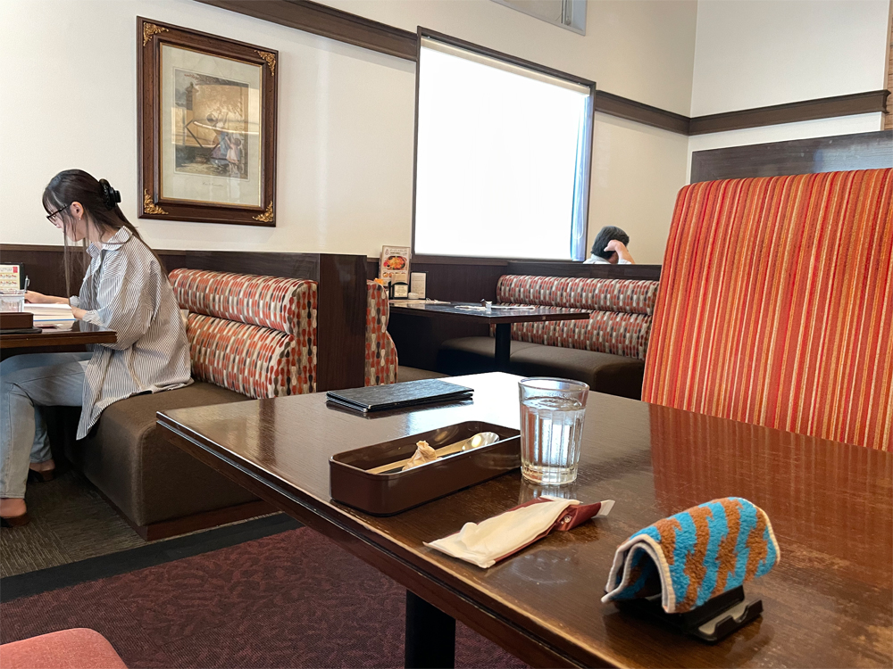 ビリオン珈琲 岐阜県庁西店