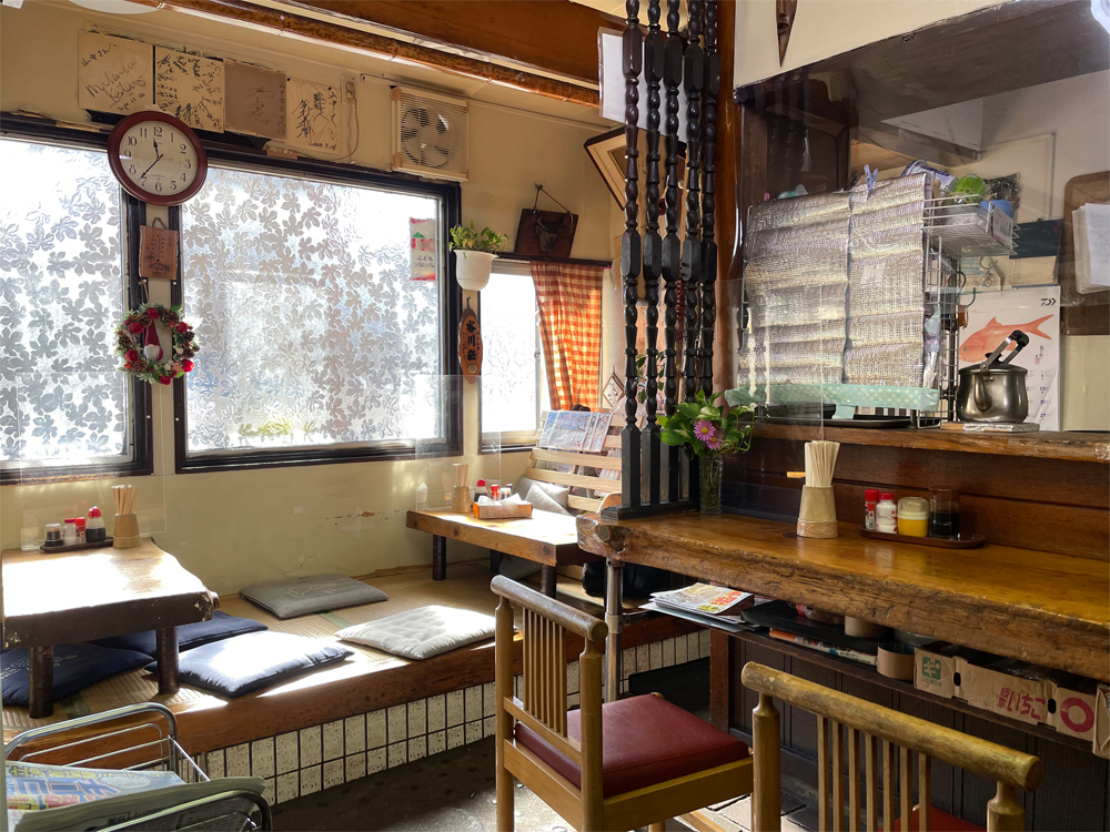 山中食堂