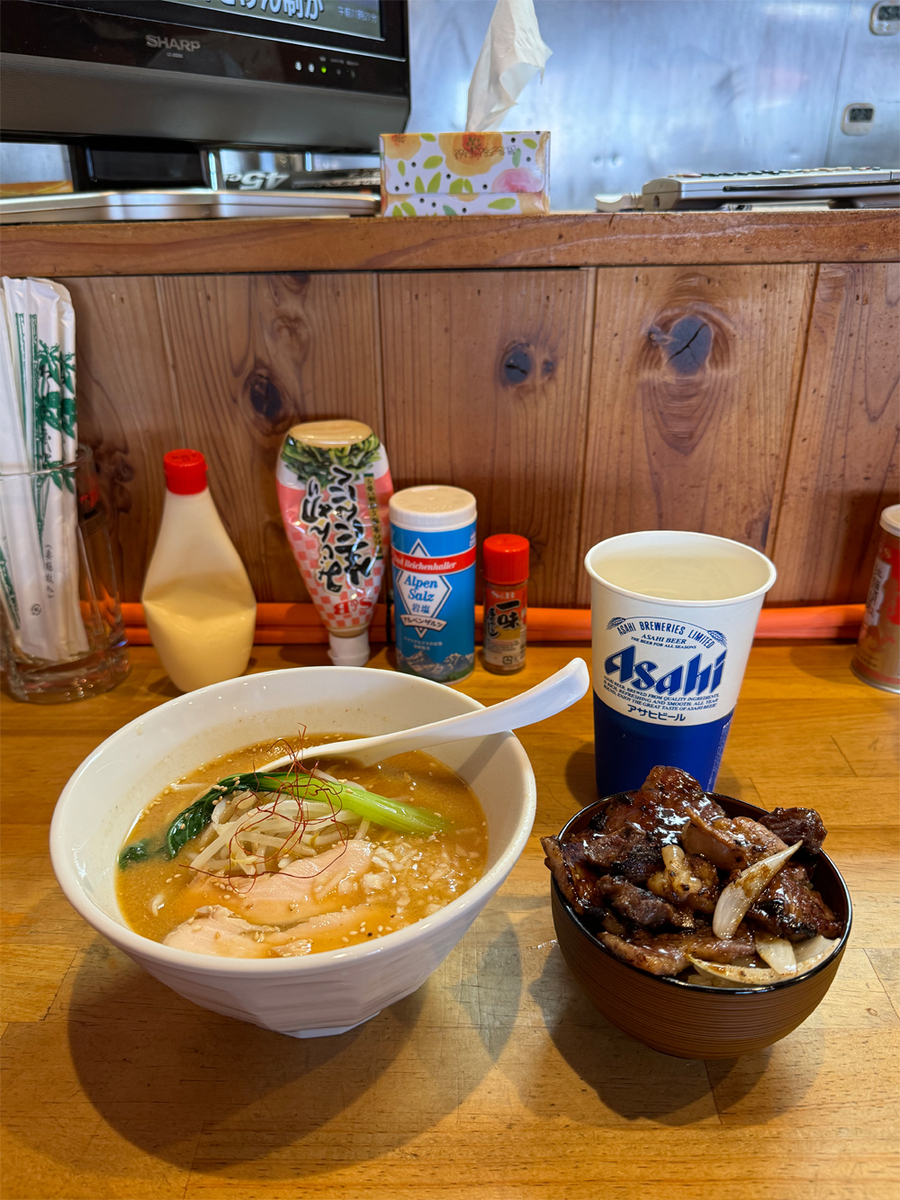 郡上味噌らーめんと焼肉丼