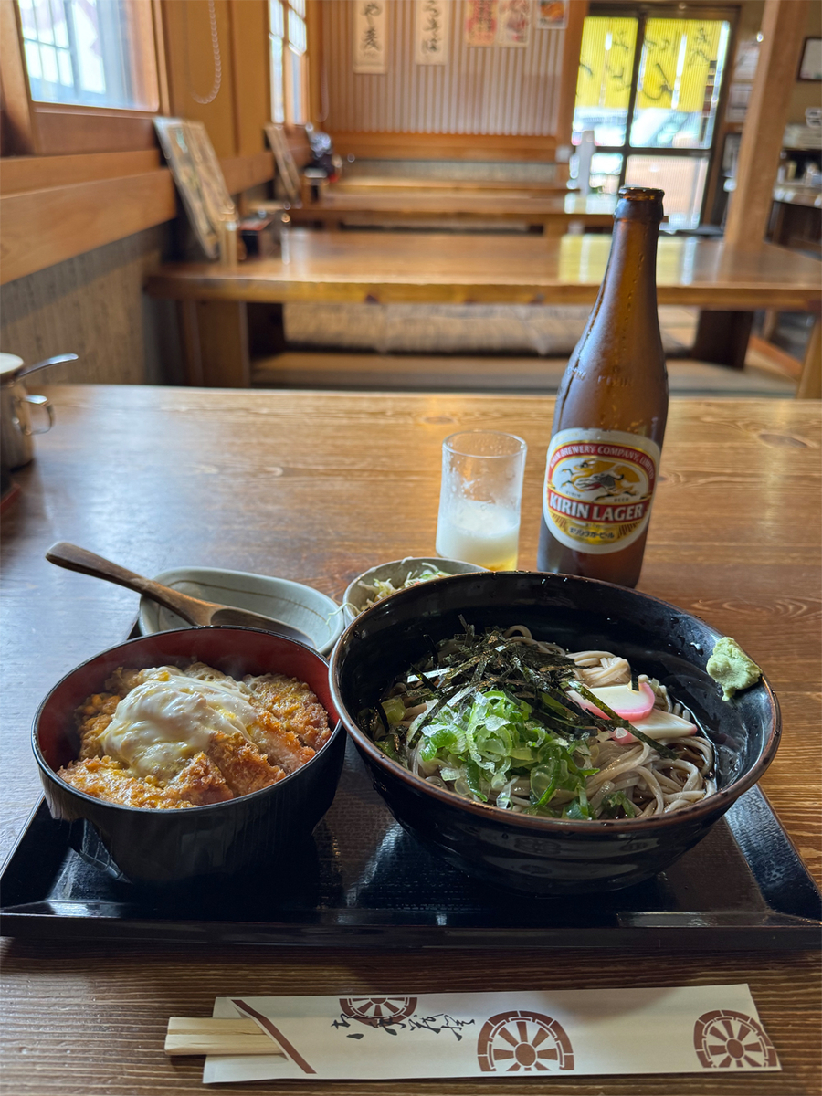 カツ丼ところそばのセット