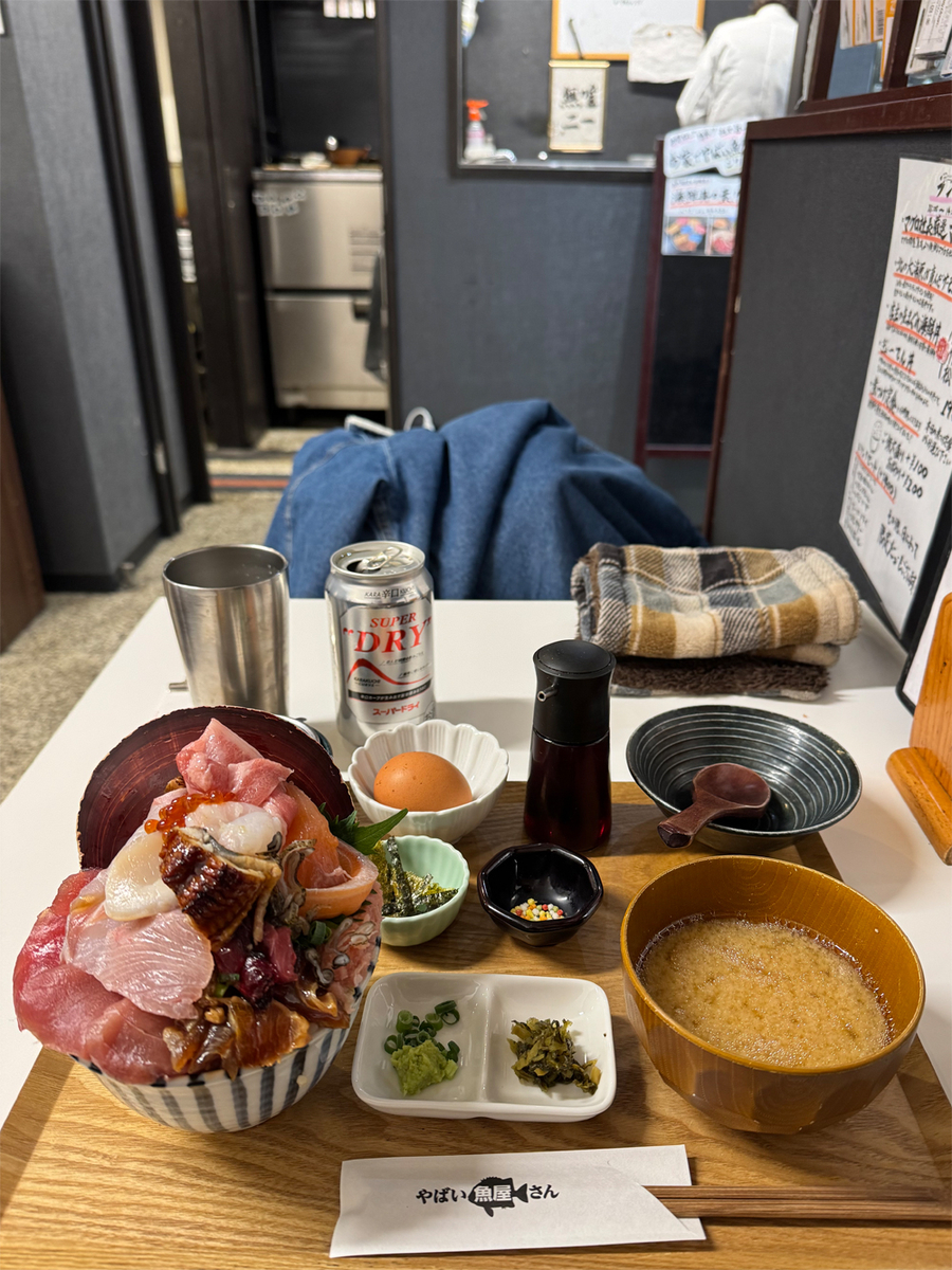 店主のきまぐれ海鮮丼