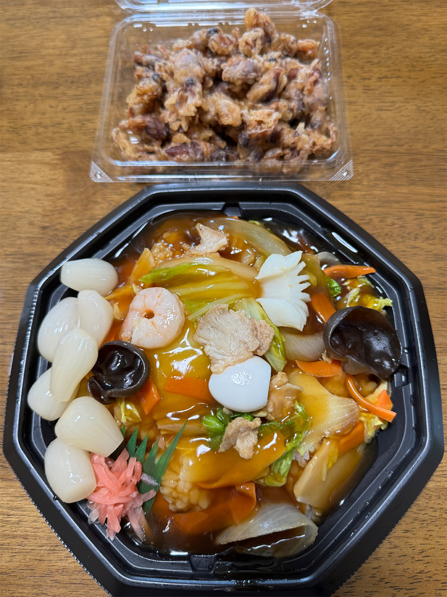 五目中華丼とほたるいかの天ぷら