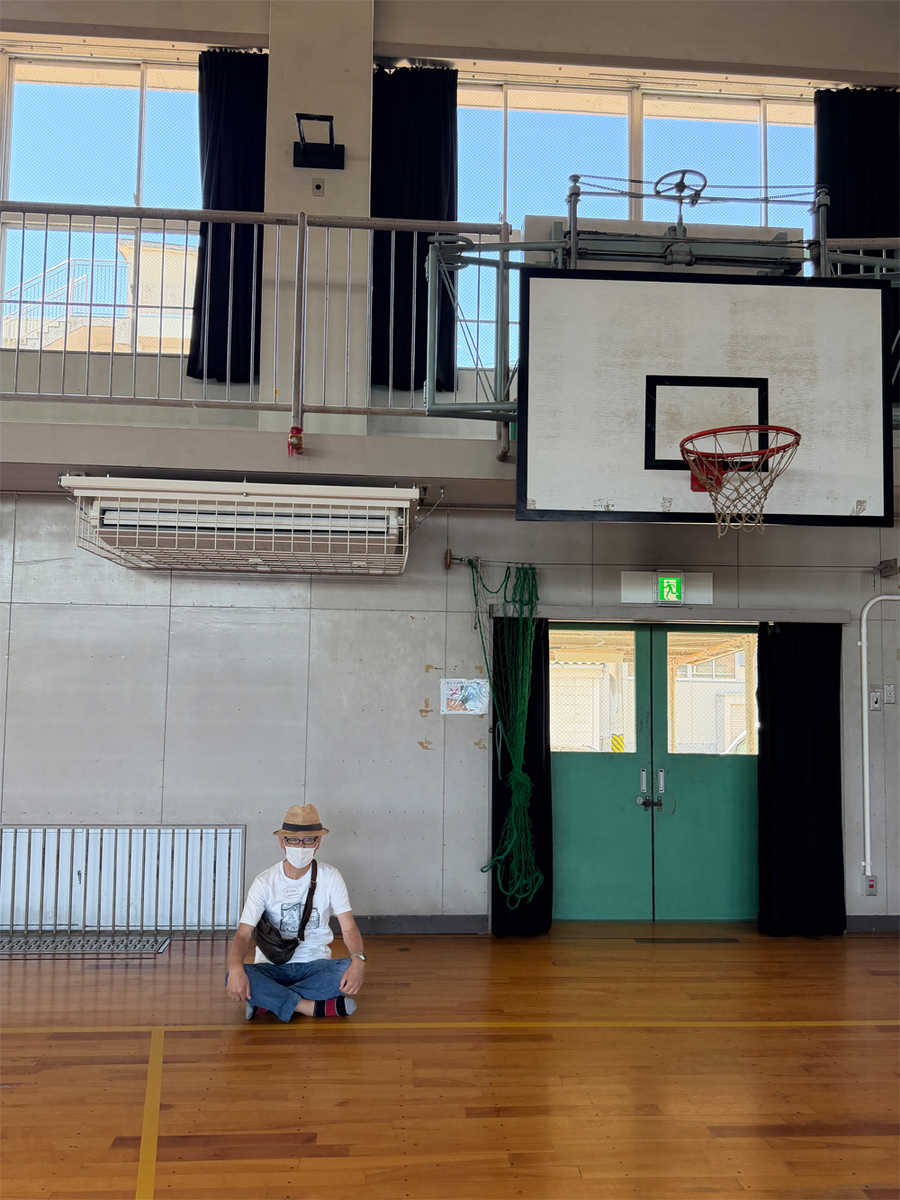 小学校の体育館