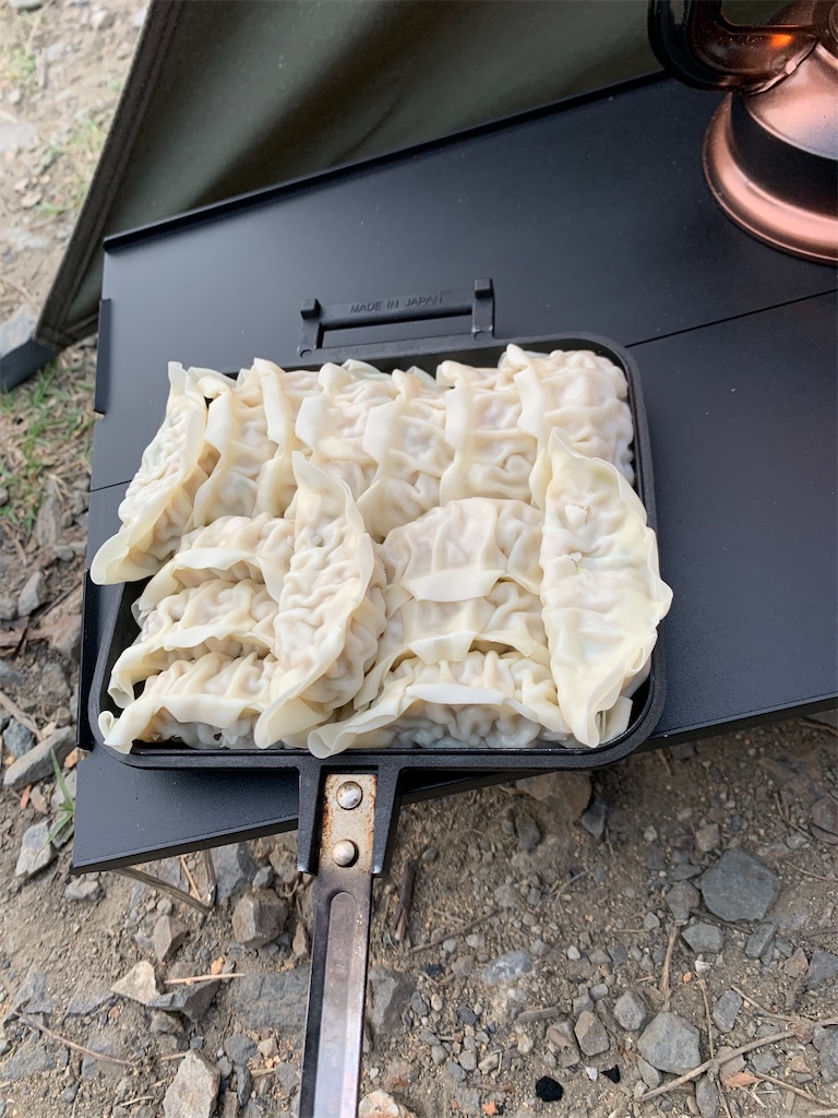 ベルモントのホットサンドメーカーで餃子
