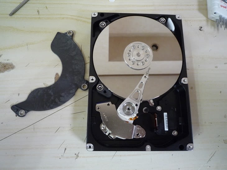 SAMSUNG HD204UI（2TBのHDD）を分解しました。 - 私のPC自作部屋