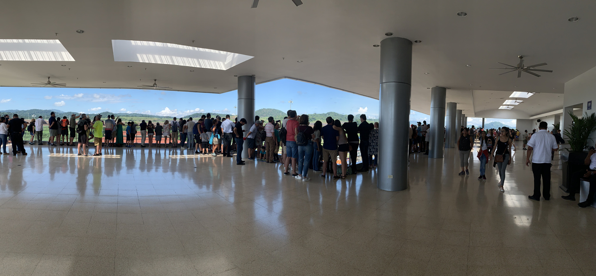 パナマ運河（ミラフローレス閘門）の場所