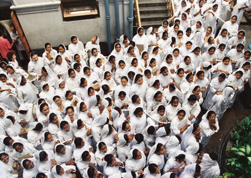 マザー・テレサ生誕100年記念写真展News(20)第11日目・復活祭 - 片柳 マザー・テレサ生誕100年記念写真展News(20)第11日目・復活祭 - 片柳