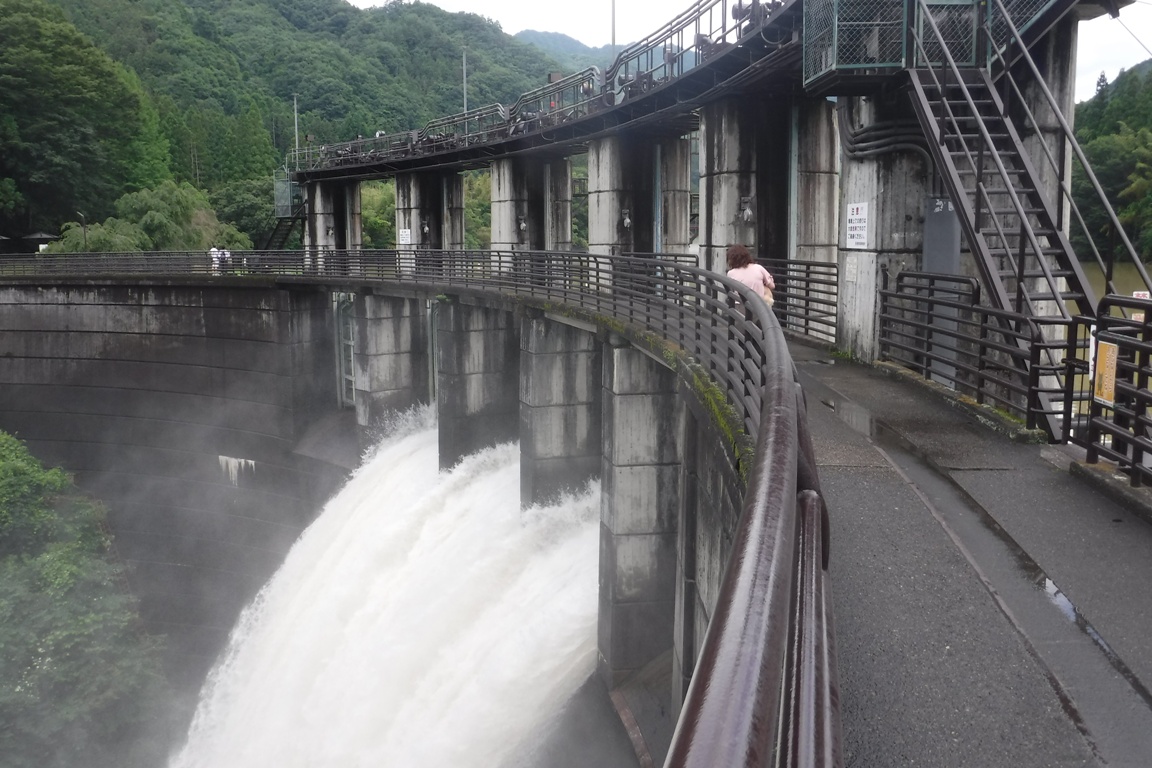 f:id:hirotaka72:20190728092351j:plain f:id:hirotaka72:20190728092351j:plain
