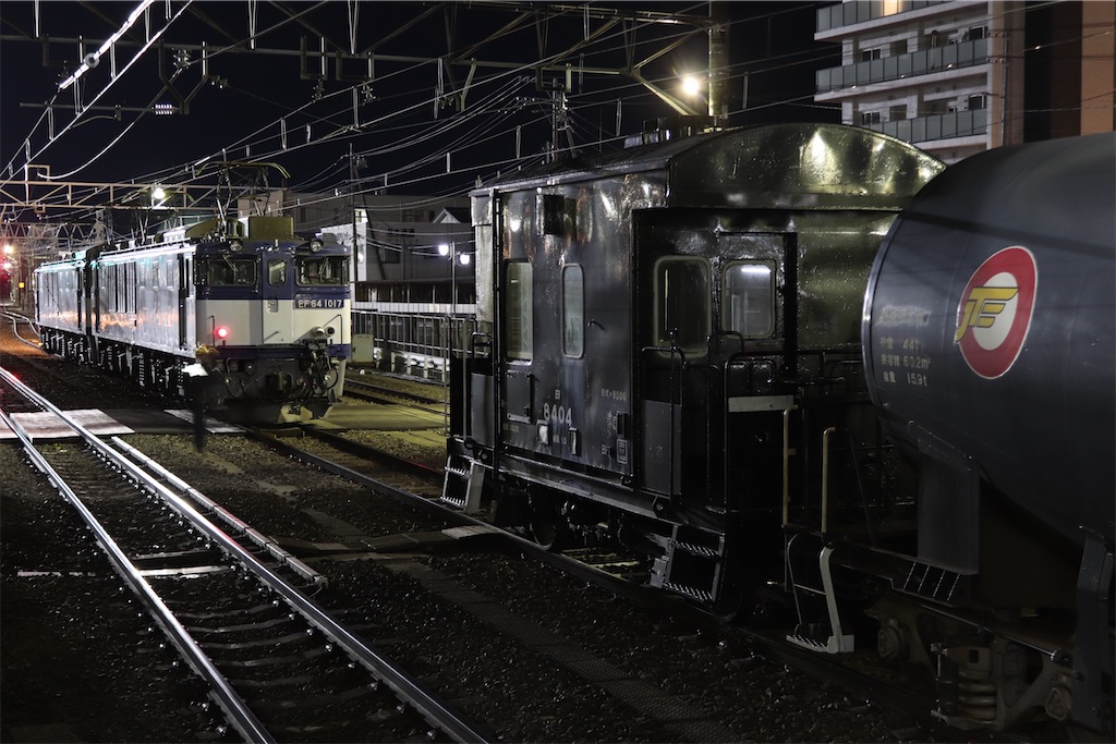 5461→5880レ ヨ8404(回送車) - 特急上高地回遊81号