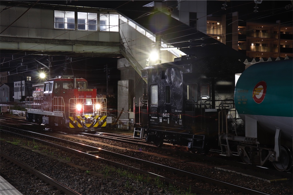 8885レ-5460レ ヨ8402(ヨ8000)回送車 - 特急上高地回遊81号