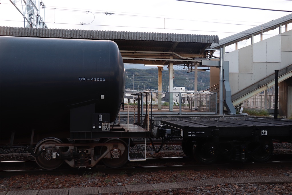 5880レ チキ7134+チキ7122 全検明け - 特急上高地回遊81号