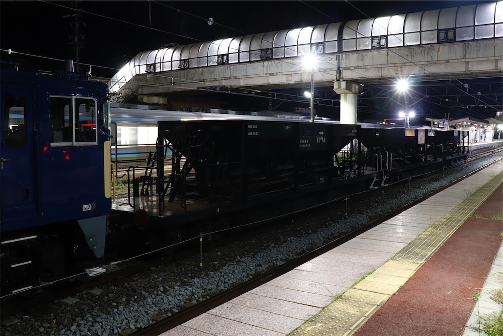8008（北海道送料込み） トヨタ ランドクルーザー300 3.5 ZX 4WD（価格:応相談, 北海道