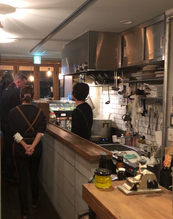 f:id:hirowind:20181208222506j:plain