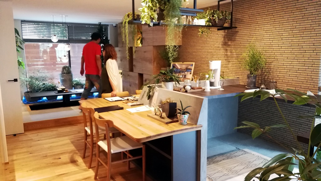 f:id:hiroxt:20190816130637j:plain f:id:hiroxt:20190816130637j:plain