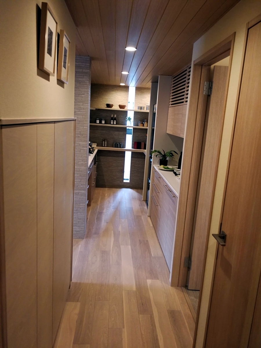 f:id:hiroxt:20190816130839j:plain f:id:hiroxt:20190816130839j:plain