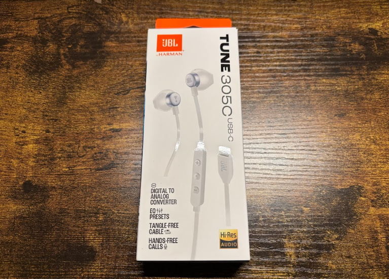 ☆【JBL】非売品レア ハイレゾ対応イヤホン ☆【JBL】非売品レア ハイレゾ対応イヤホン