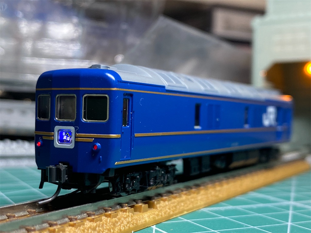 Tomix　カニ24-501（マイクロスカート） 北斗星　JR北海道 北斗星の電源車 JR北海道のカニ24 501 | みぃちゃんず（鉄道部）