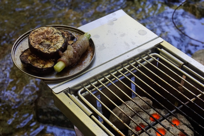1秒組立＆厚さ2cm収納！Mt.SUMI パーフェクトグリルはソロ焼肉の最強