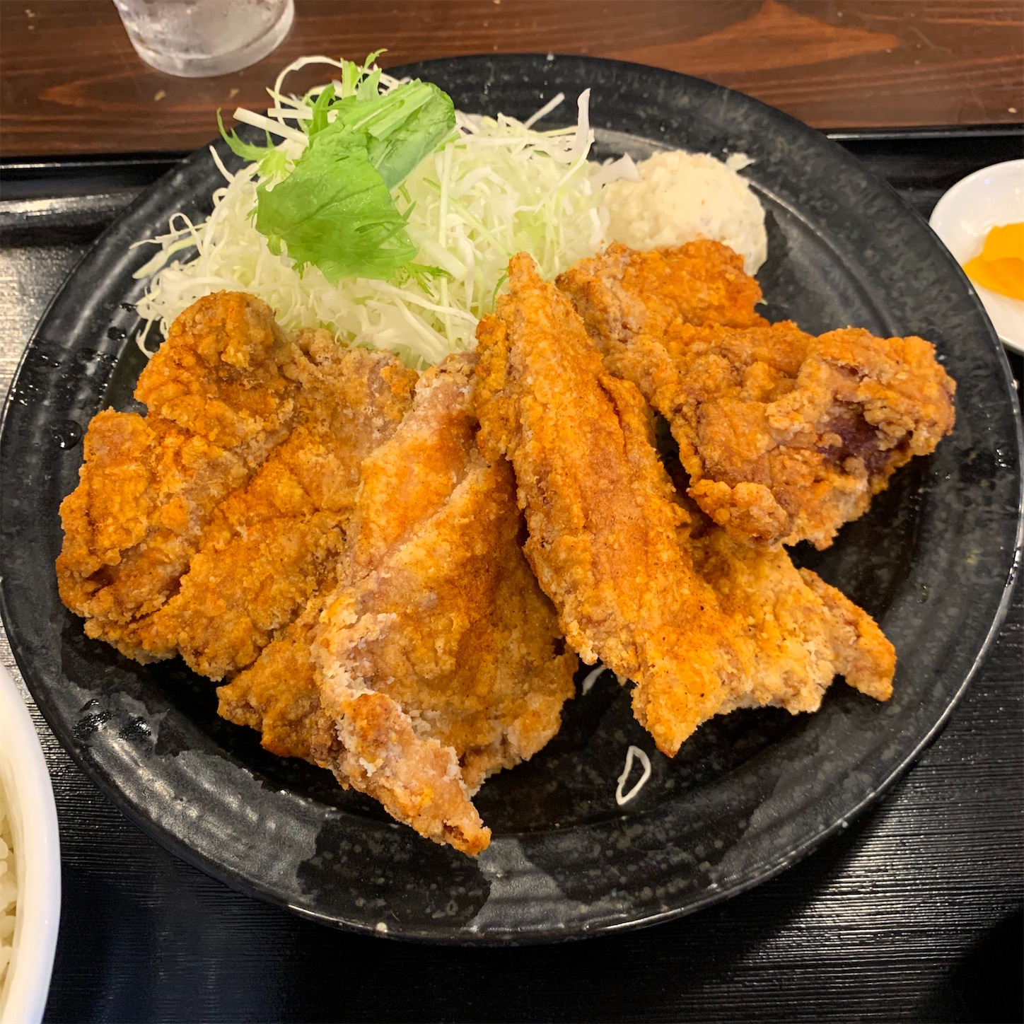 筋肉食堂 吉田屋 新潟市西区 唐揚げ定食red きまぐれlife 筋肉食堂 吉田屋 新潟市西区 唐揚げ定食red きまぐれlife