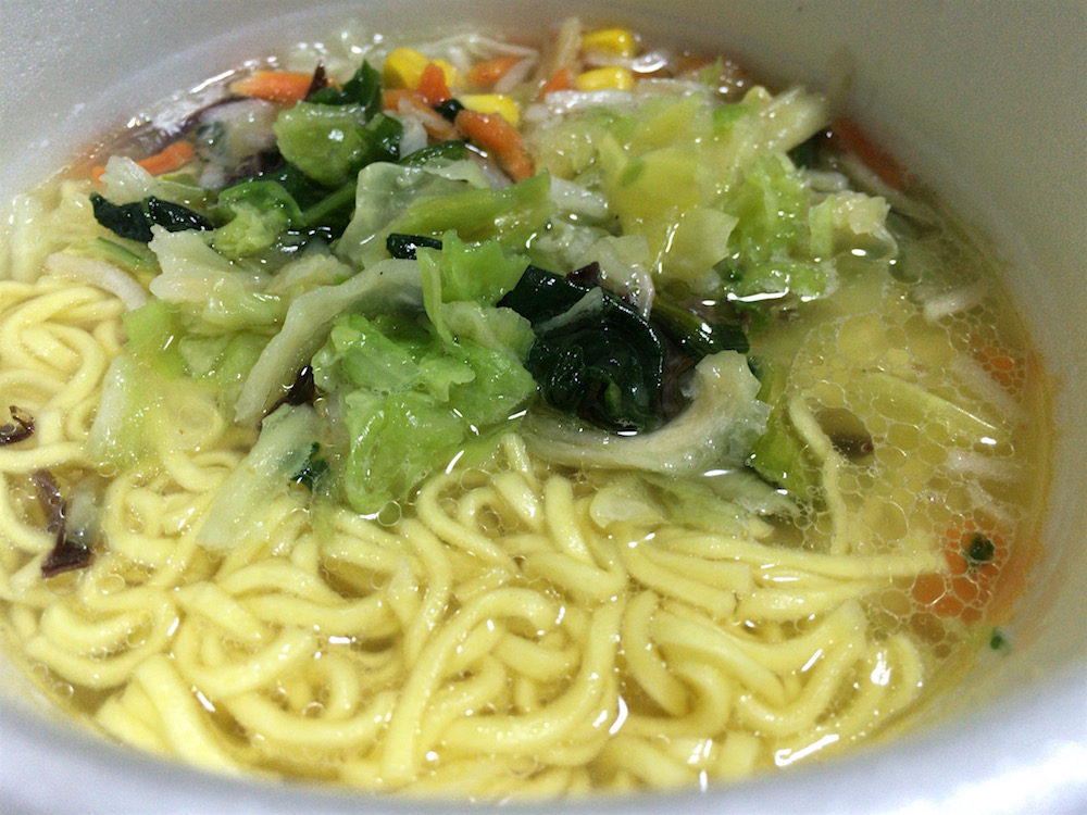 廣記商行監修 中華風野菜タンメン 味覇味　出来上がり