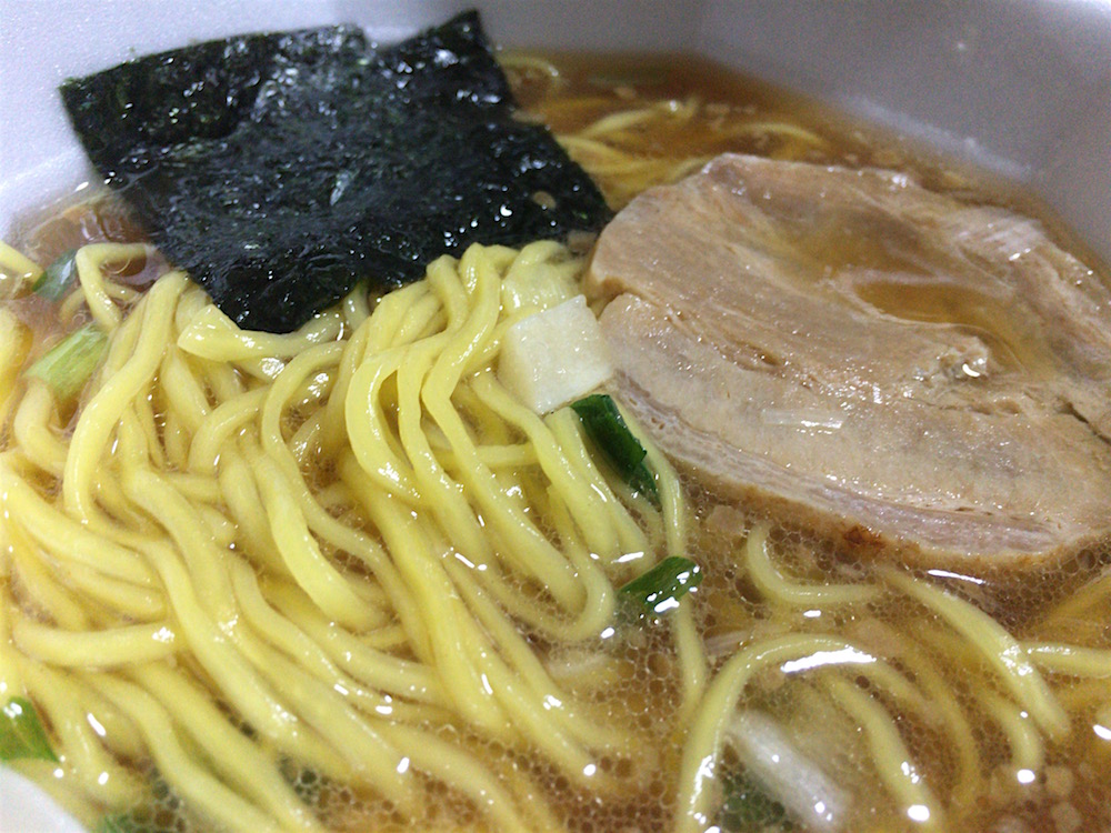 日清ラ王 背脂コク醤油 出来上がり