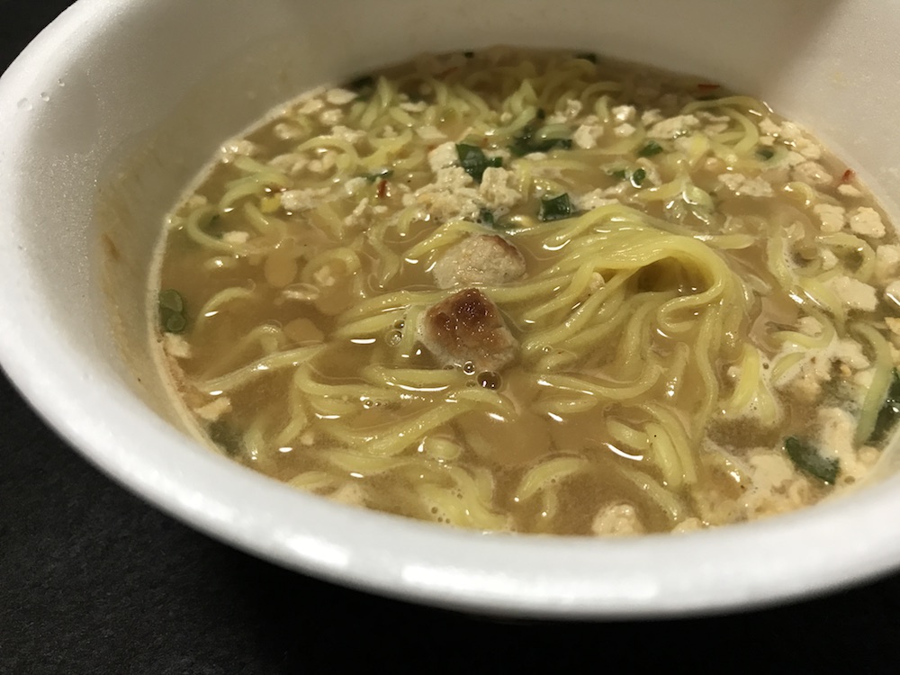 トリまみれの濃厚鶏そば　出来上がり