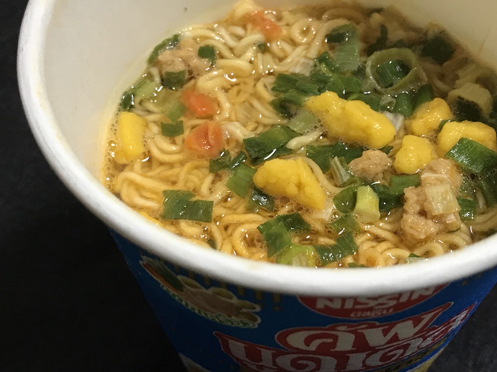 タイ カップヌードル　ムーマナオ味　出来上がり