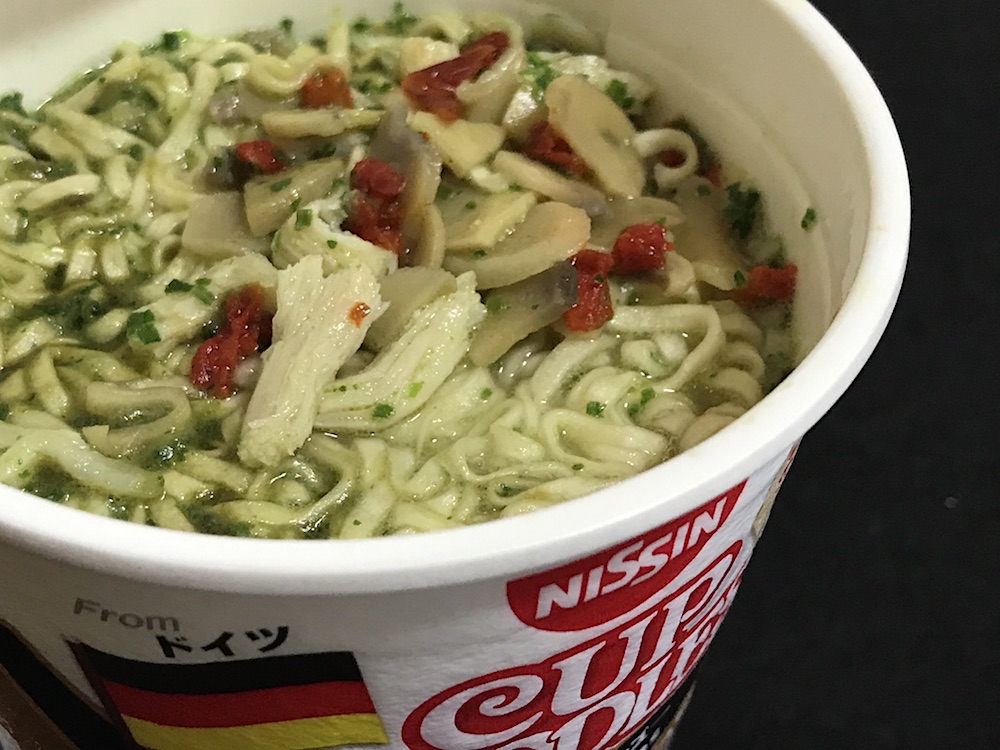 カップヌードル シャンピニオンズ　出来上がり