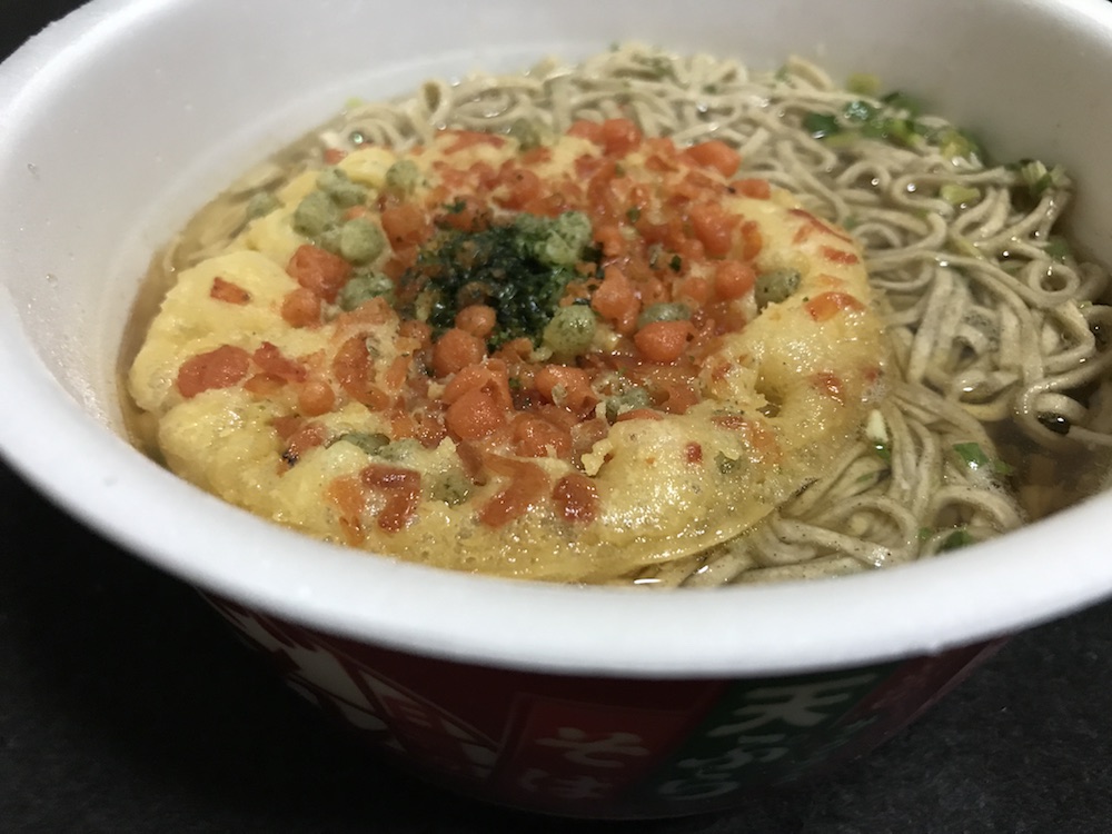 北のどん兵衛 天ぷらそば 出来上がり