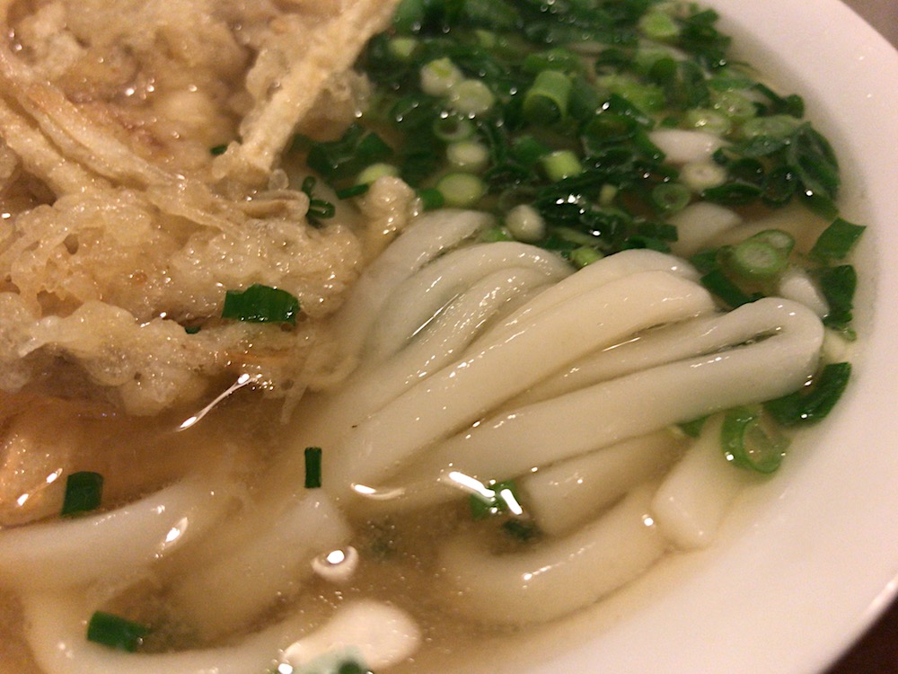 松原うどん　うどんアップ