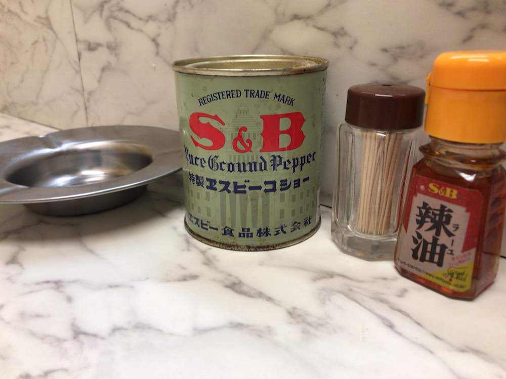 ラーメンもとむら　机上