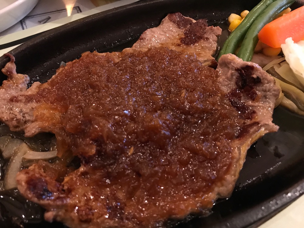 ベーカリーレストラン　サーグラ　ディナーバイキング　ステーキ