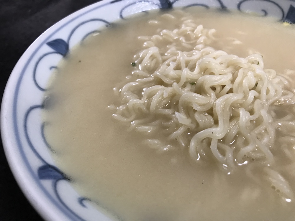 うまかっちゃん 鶏だしとんこつ 出来上がり