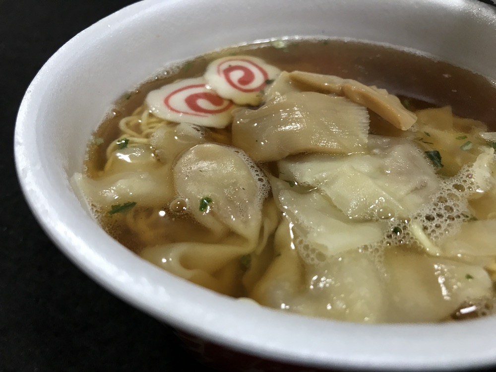 激めんワンタンメン 出来上がり