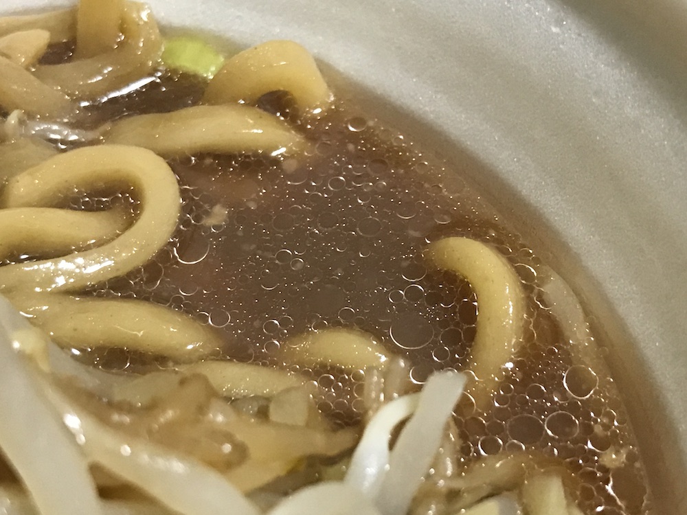 中華蕎麦 とみ田監修 豚ラーメン（豚骨醤油） スープ