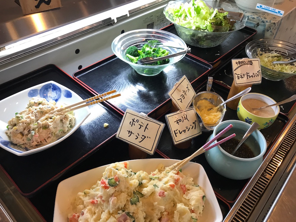 旬彩料理バイキングくう サラダ類