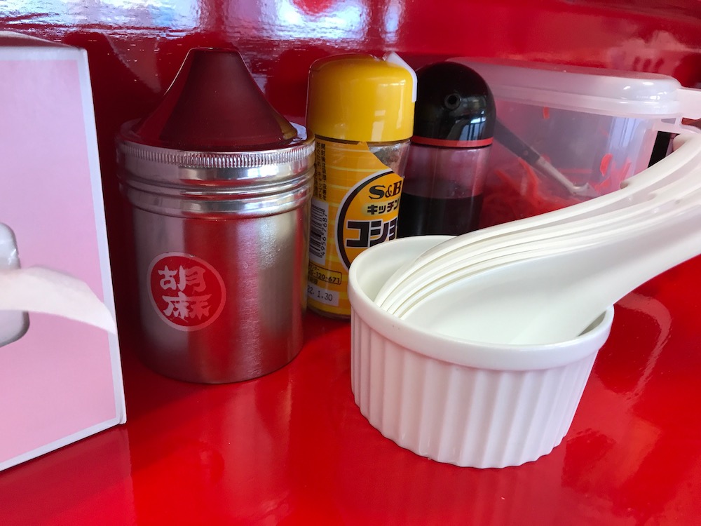 ラーメン駒や リニューアル店内