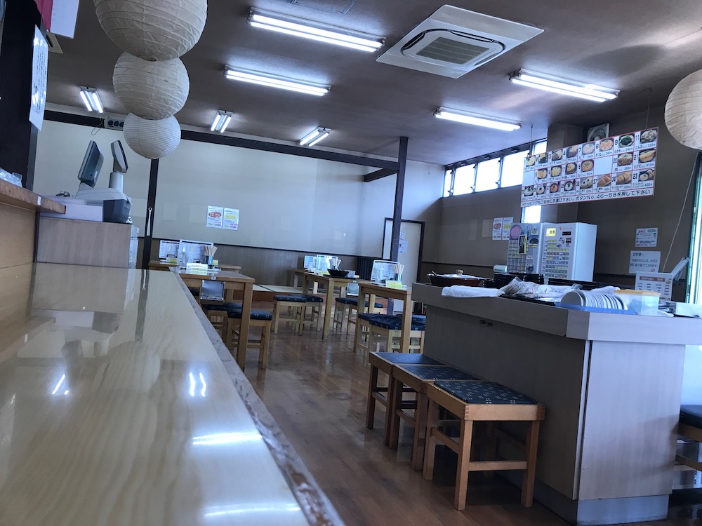 まるふくうどん兵庫店　店内