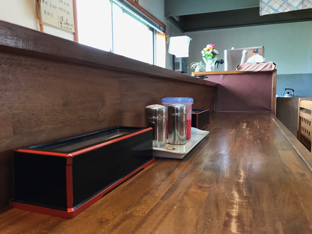うきは市　天下一品　店内