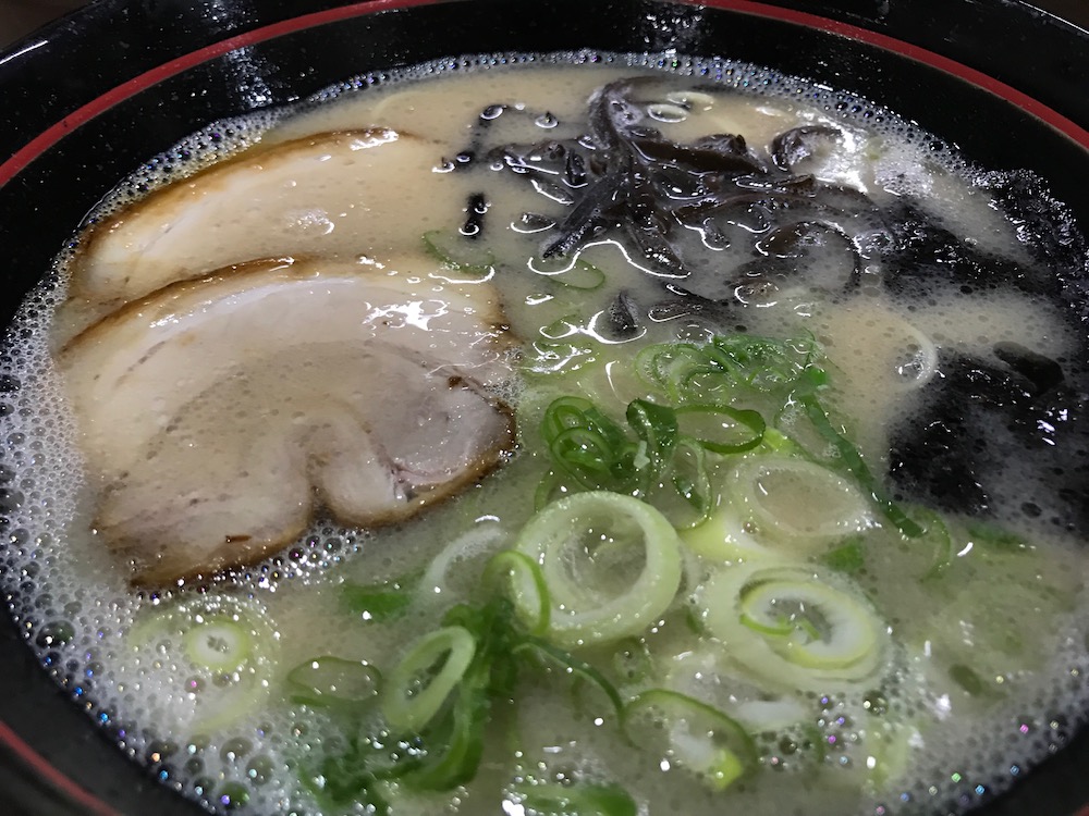 久留米ラーメン金ちゃん　ラーメン