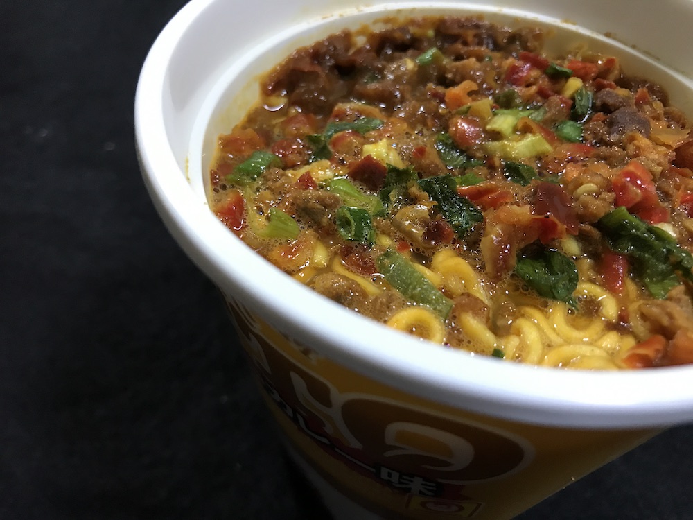 MARUCHAN QTTA裏チリペッパーカレー味　出来上がり