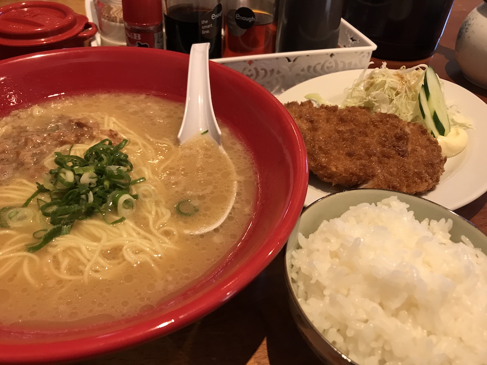 三九ラーメンセンター三日月店　ラーメンとんかつ定食