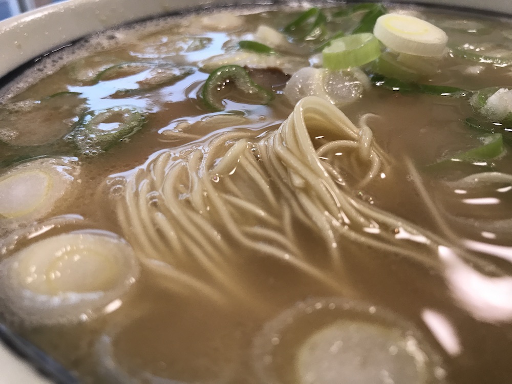 長浜一番栄玉南佐賀店　ラーメン　麺
